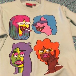 Supreme pull over sweater